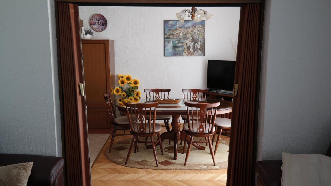 Apartman Ana Novi Vinodolski Esterno foto