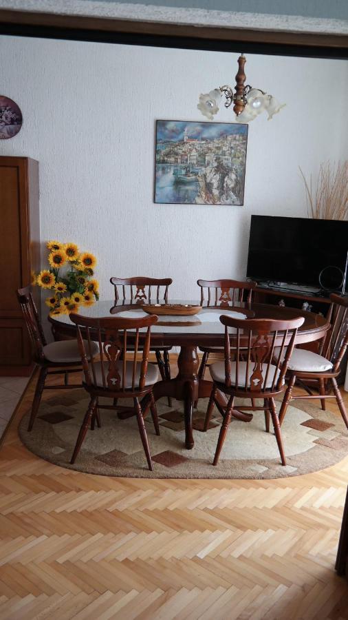 Apartman Ana Novi Vinodolski Esterno foto