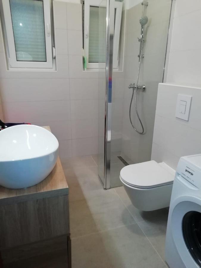 Apartman Ana Novi Vinodolski Esterno foto