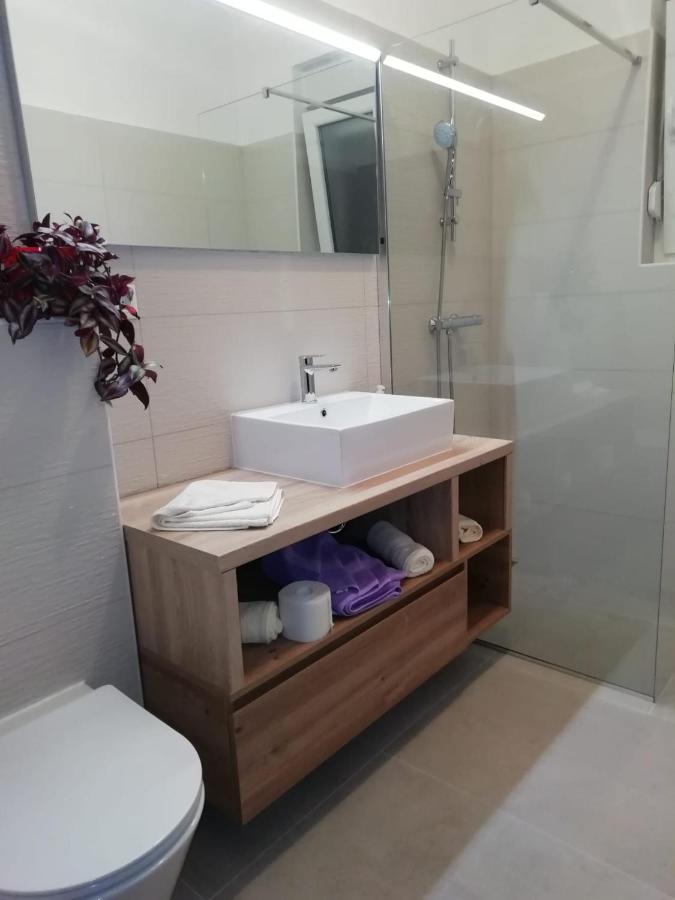 Apartman Ana Novi Vinodolski Esterno foto