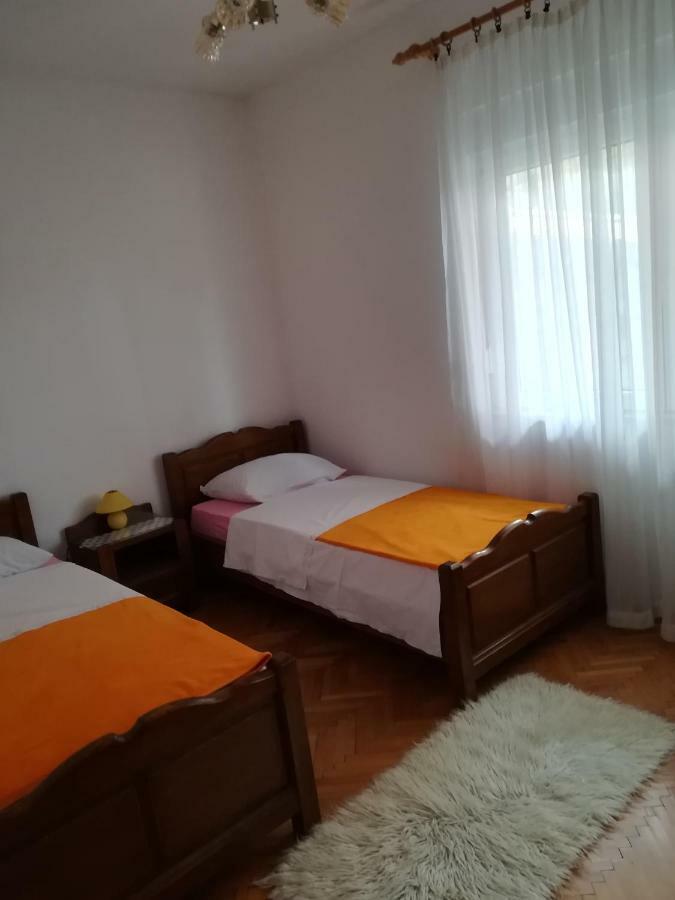 Apartman Ana Novi Vinodolski Esterno foto