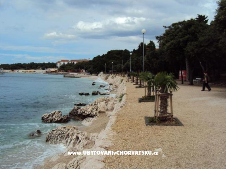 Apartman Ana Novi Vinodolski Esterno foto