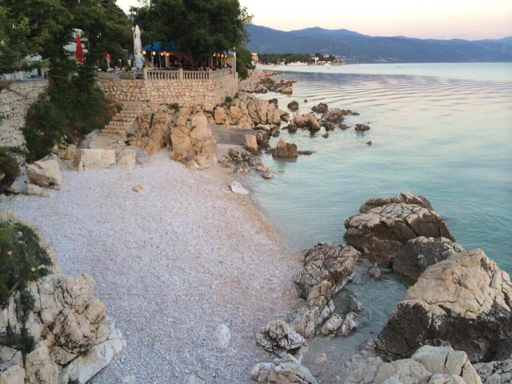 Apartman Ana Novi Vinodolski Esterno foto